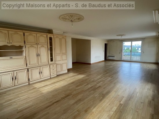 vente appartement ORLEANS 6 pieces, 192m