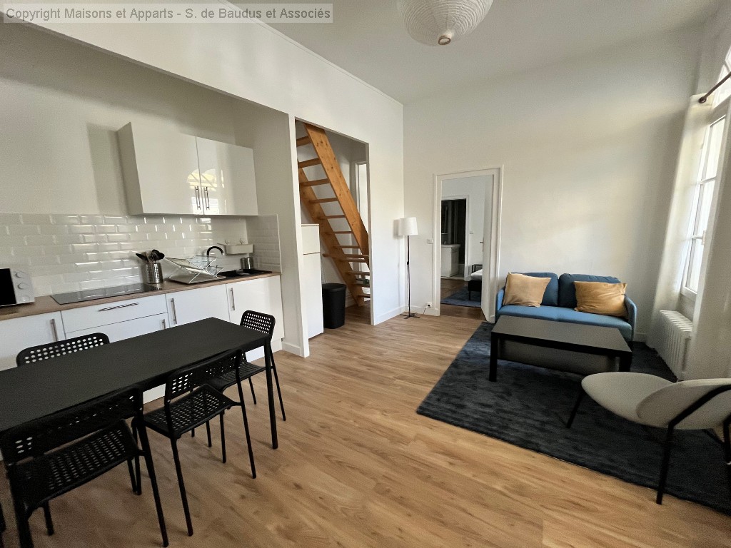Location , ORLEANS, 34 m², 2 pièces