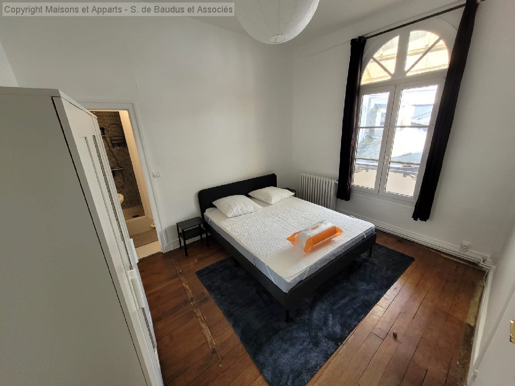 Location , ORLEANS, 34 m², 2 pièces