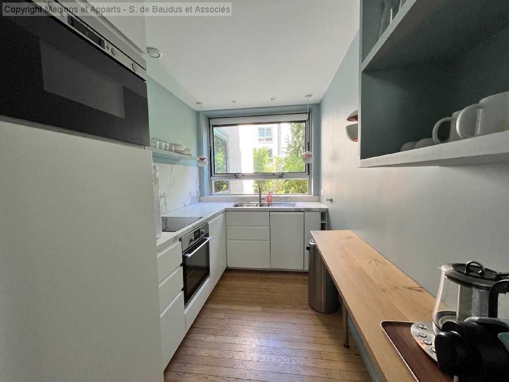 Location , PARIS 7EME ARRONDISSEMENT, 60 m², 2 pièces