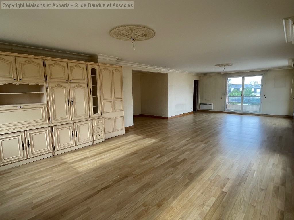 Appartement à vendre, ORLEANS PROCHE DE LA LOIRE, 192 m², 6 pièces
