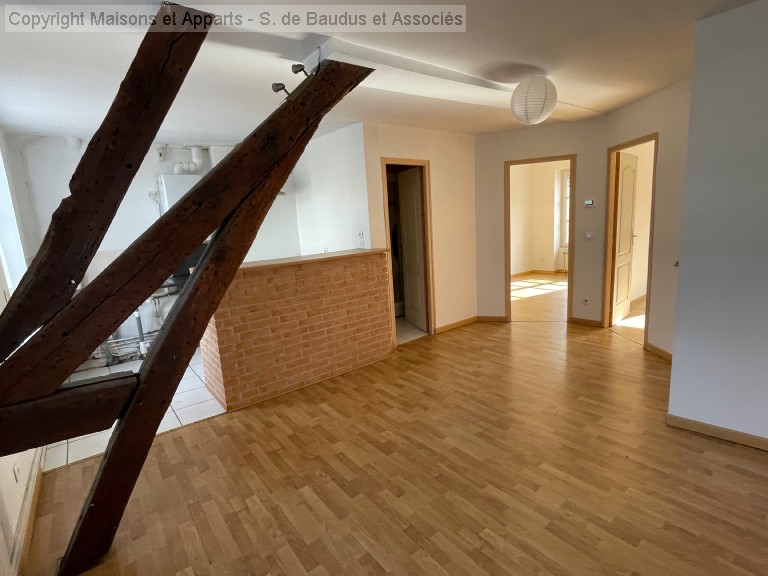 Immeuble à vendre, ORLEANS BOURGOGNE, 200 m², 12 pièces