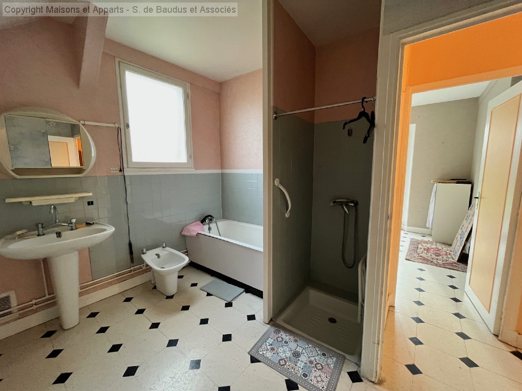 Maison &agrave; vendre, , 106,8 m&sup2;, 5 pièces