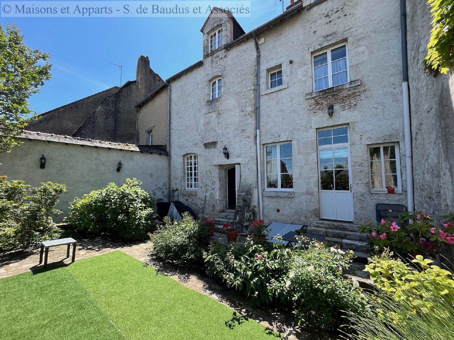 Maison à vendre, BEAUGENCY, 162 m², 6 pièces