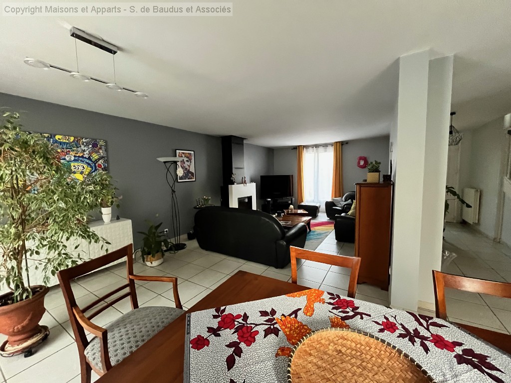 Maison à vendre, OLIVET, 176 m², 5 pièces