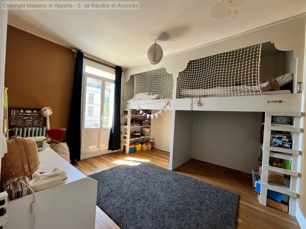 Maison à vendre, ORLEANS, 173 m², 8 pièces